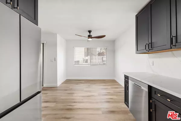 Santa Monica, CA 90402,621 San Vicente BLVD #110