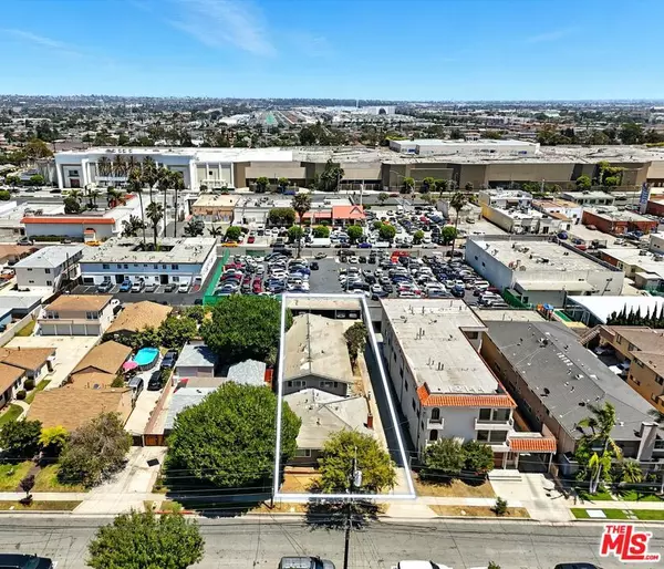 Hawthorne, CA 90250,12134 Grevillea AVE