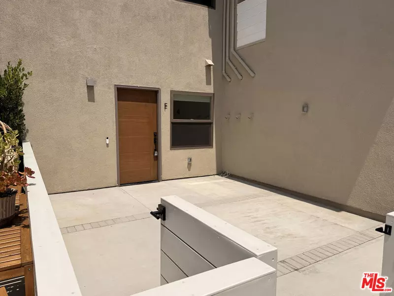 1138 Princeton ST #F, Santa Monica, CA 90403