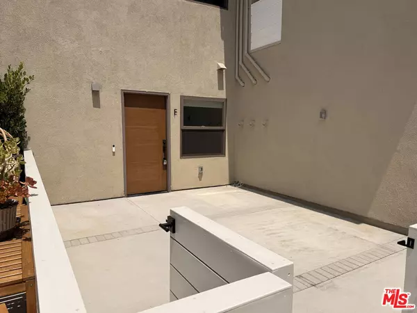 1138 Princeton ST #F, Santa Monica, CA 90403