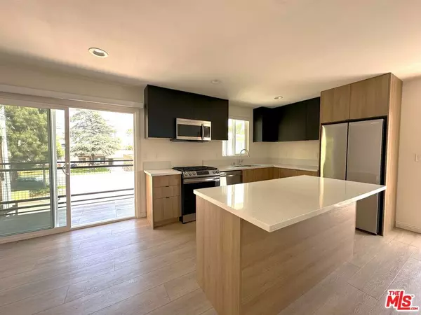3807 W Heffron DR #101, Burbank, CA 91505