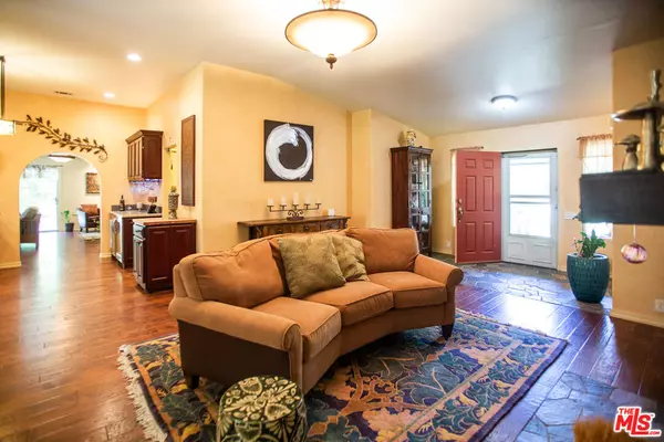 Los Alamos, CA 93440,969 Vintage WAY