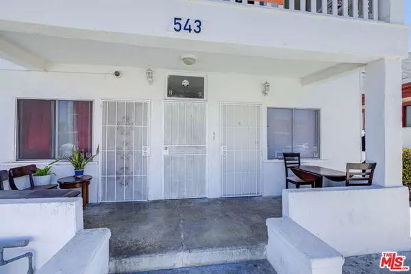 San Pedro, CA 90731,543 W 16th #B