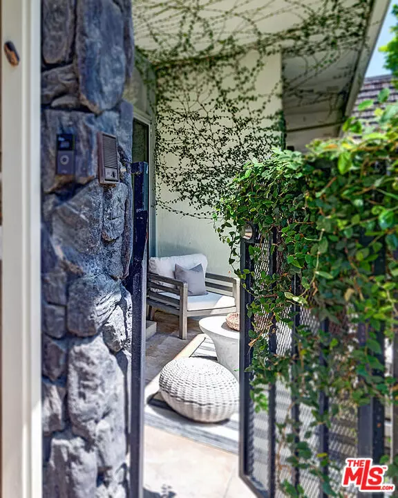 Marina Del Rey, CA 90292,4776 La Villa Marina #D