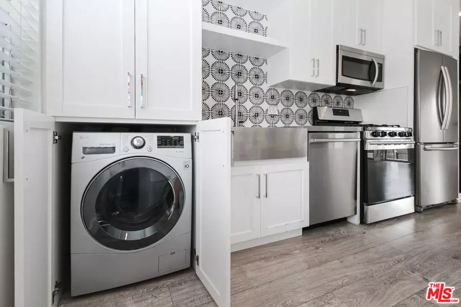 1233 N Laurel AVE #209, West Hollywood, CA 90046