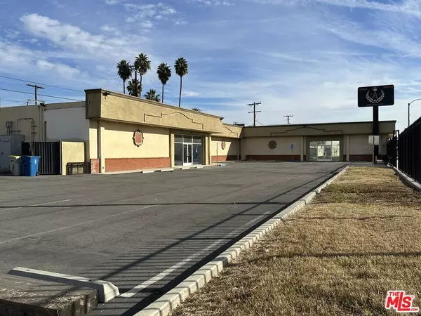 Compton, CA 90221,515 E Rosecrans AVE