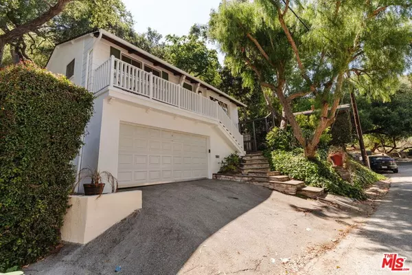 Beverly Hills, CA 90210,9930 Westwanda DR