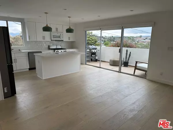 Santa Monica, CA 90405,630 Raymond AVE #5