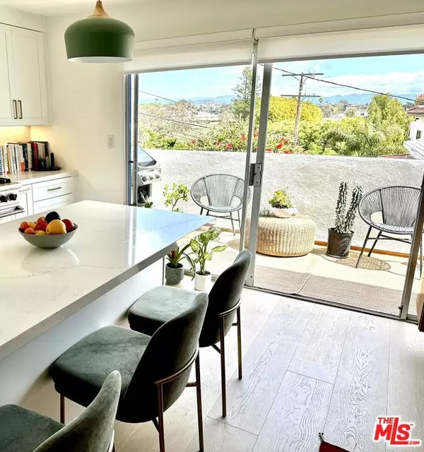 Santa Monica, CA 90405,630 Raymond AVE #5