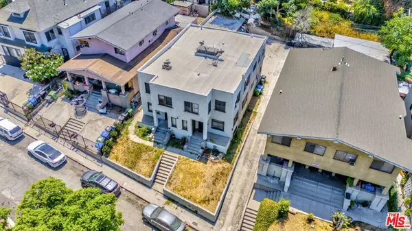 Los Angeles, CA 90023,2038 Hollenbeck DR