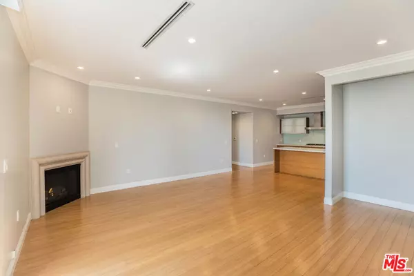 West Hollywood, CA 90046,1283 Havenhurst DR #306