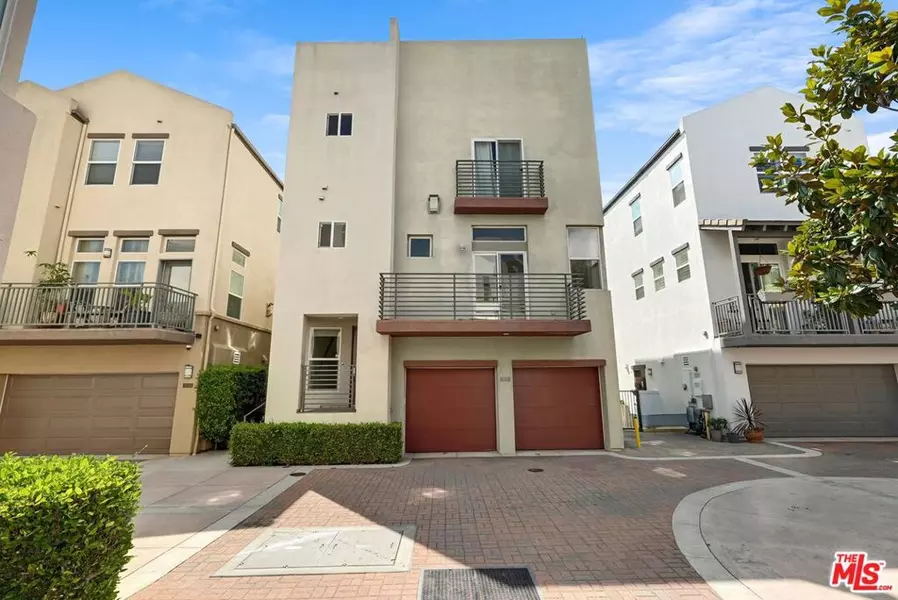 6531 Seabluff DR, Los Angeles, CA 90094