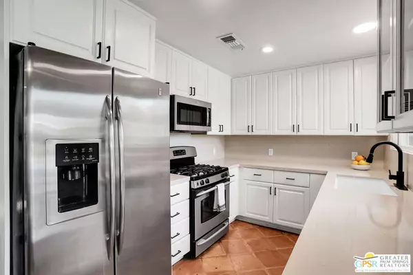 Palm Springs, CA 92264,748 E Mesquite AVE