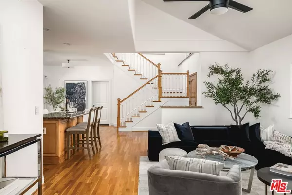 Santa Barbara, CA 93105,2818 Valencia DR