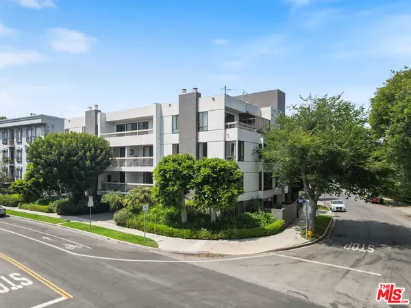 1220 Roxbury DR #302, Los Angeles, CA 90035