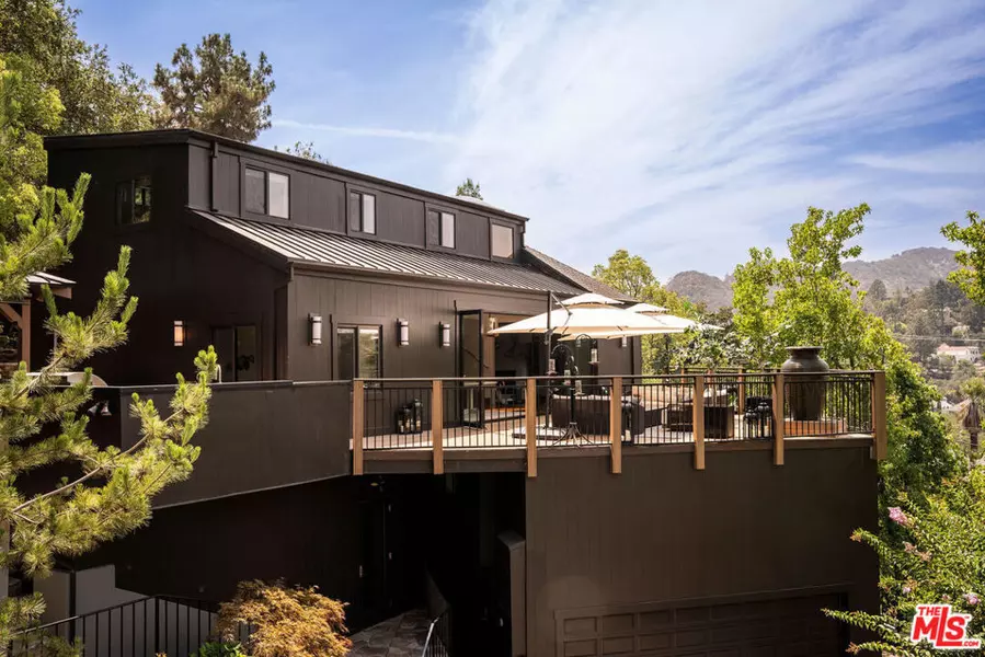 3000 Cornwall DR, Glendale, CA 91206