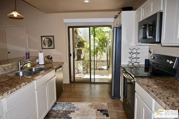 Palm Springs, CA 92264,2117 Sunshine WAY #3