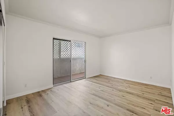 Santa Monica, CA 90403,1033 6TH ST #108