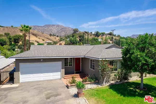 Sunland, CA 91040,8015 Grove ST
