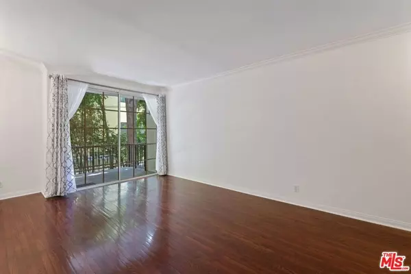 Los Angeles, CA 90024,1375 Kelton AVE #103