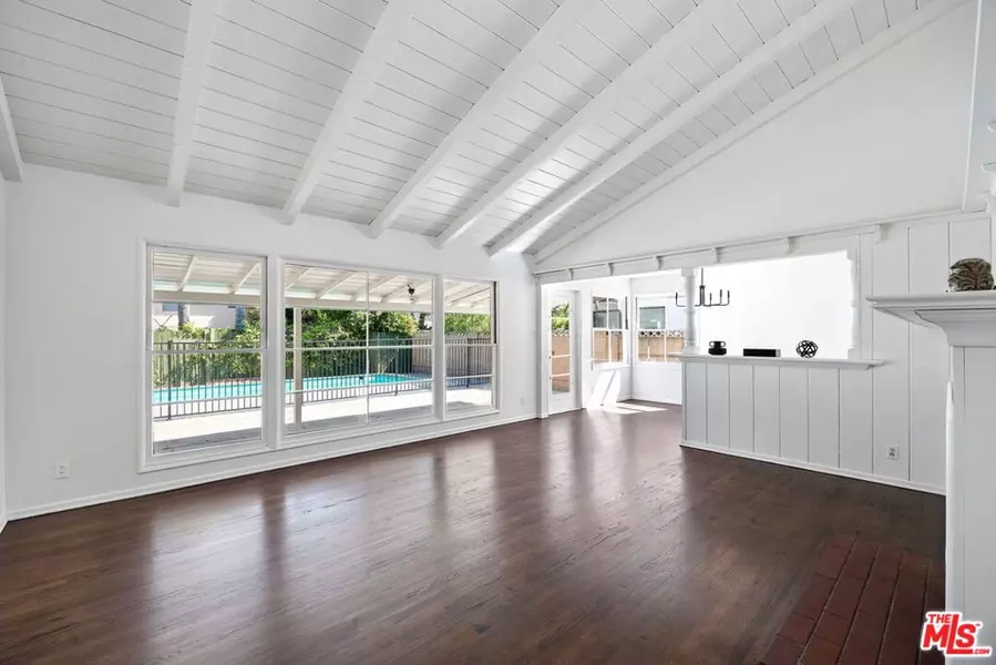 15519 Huston ST, Encino, CA 91436