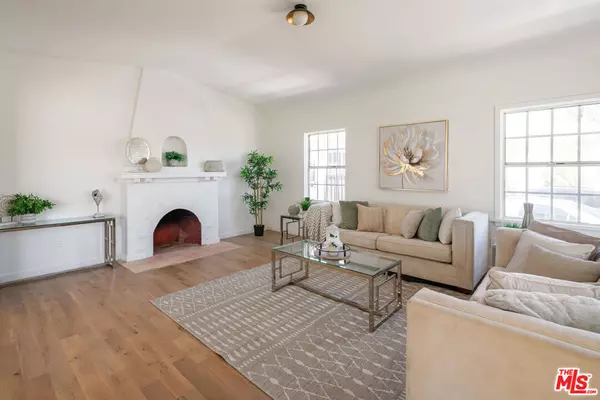 Los Angeles, CA 90047,1826 W 78th ST