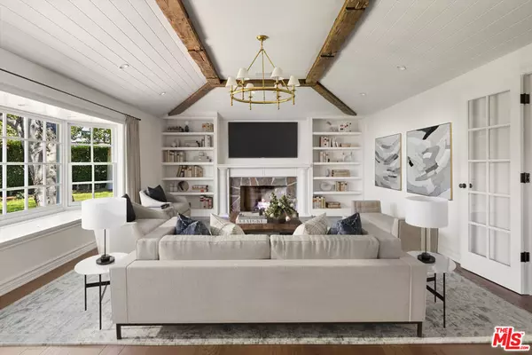 Pacific Palisades, CA 90272,934 Amalfi DR