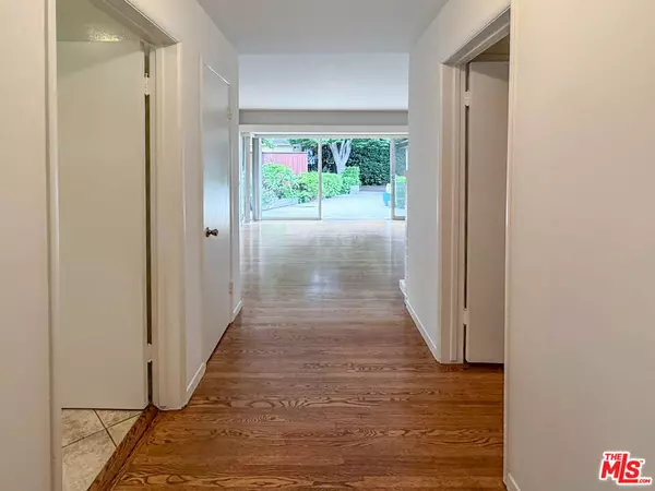 Los Angeles, CA 90066,3404 Butler AVE