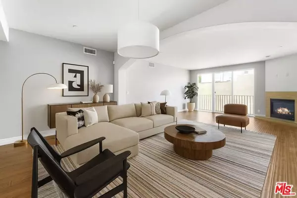 4711 Ambrose AVE #201, Los Angeles, CA 90027