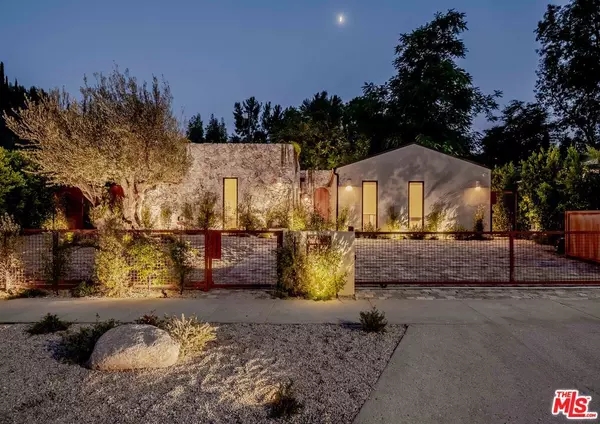 23426 Erwin ST, Woodland Hills, CA 91367