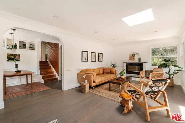 20973 Hillside DR, Topanga, CA 90290