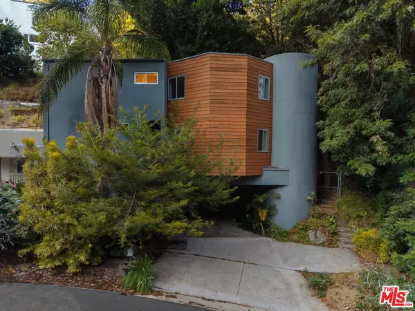 2180 Laurel Canyon BLVD, Los Angeles, CA 90046