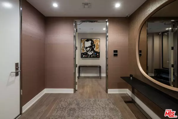 Beverly Hills, CA 90210,460 N Palm DR #501