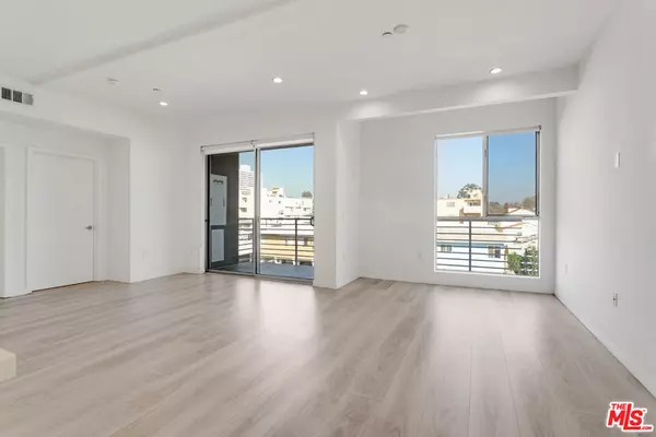 Los Angeles, CA 90025,1431 ARMACOST AVE #401