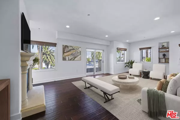 Beverly Hills, CA 90211,155 N Hamilton DR #402