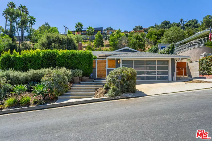 3640 Willowcrest AVE, Studio City, CA 91604