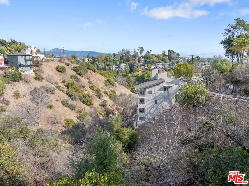 780 Quail Drive, Los Angeles, CA 90065