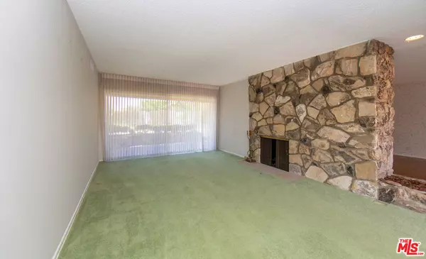 Los Angeles, CA 90056,5211 Reynier AVE