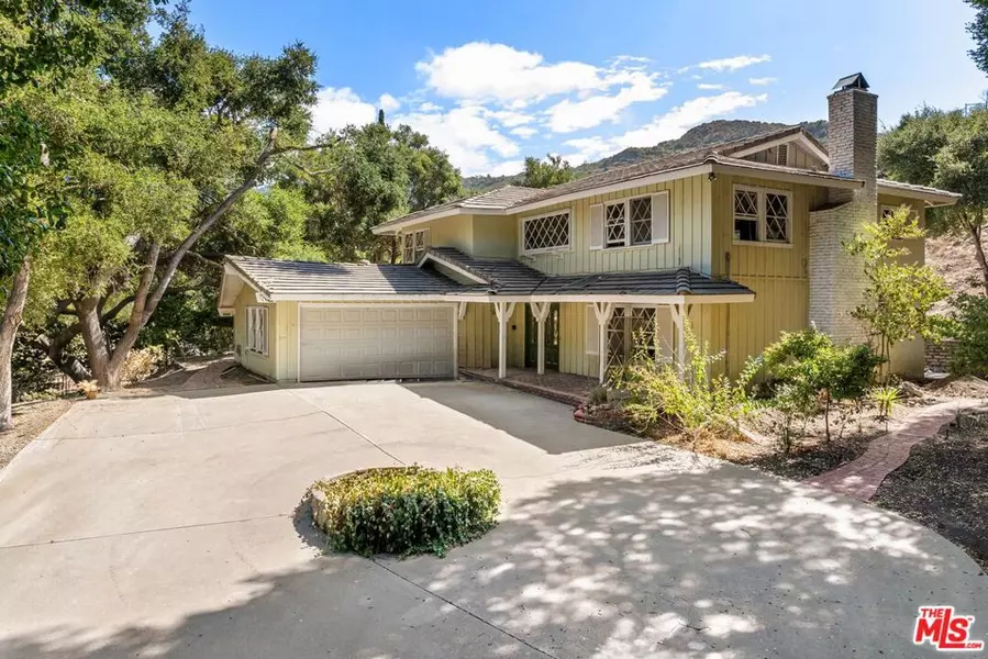 730 Crater Camp DR, Calabasas, CA 91302