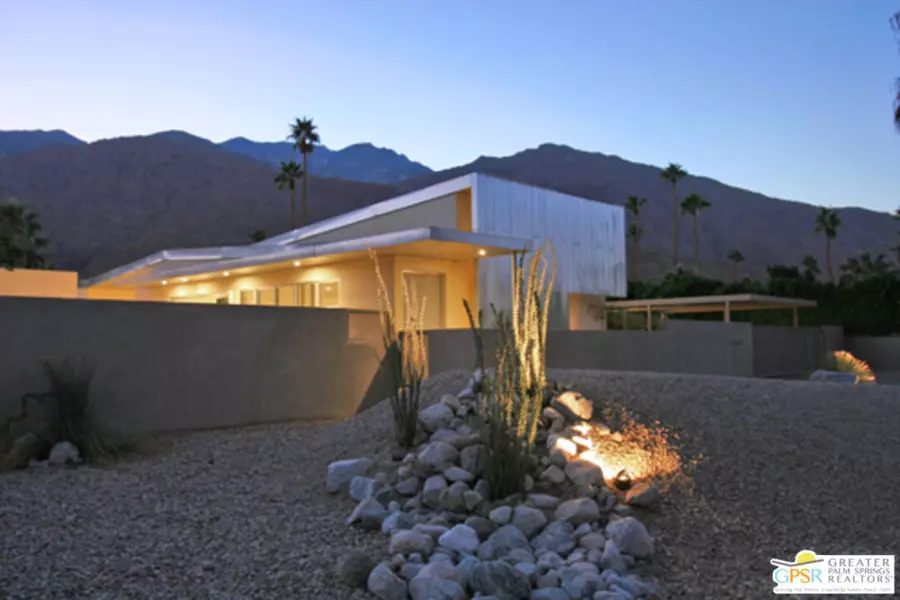 1947 S Joshua Tree PL, Palm Springs, CA 92264