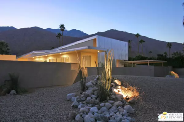 1947 S Joshua Tree PL, Palm Springs, CA 92264