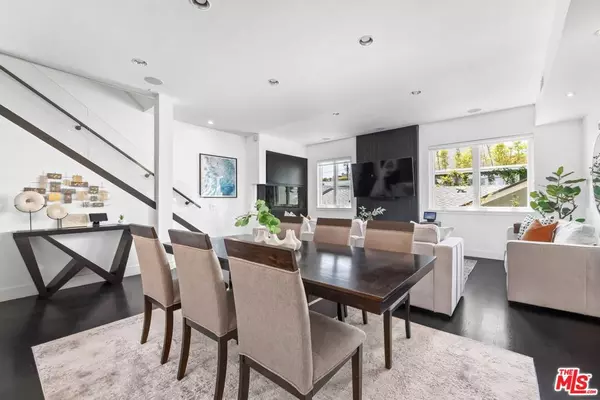 32 Galleon ST, Marina Del Rey, CA 90292