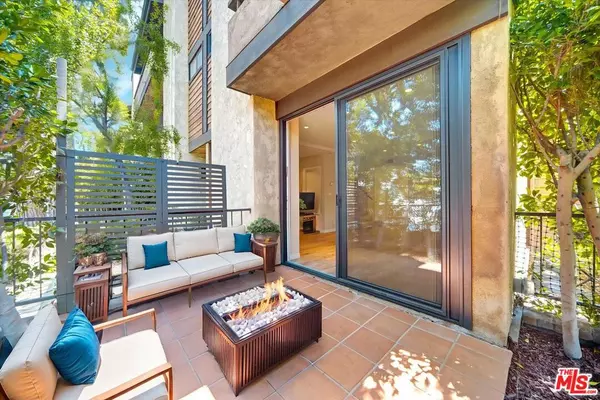 1328 S Bundy DR #1, Los Angeles, CA 90025