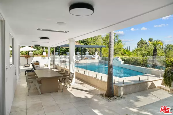 Beverly Hills, CA 90210,9620 Highridge DR