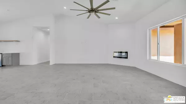 Joshua Tree, CA 92252,7160 Olympic RD