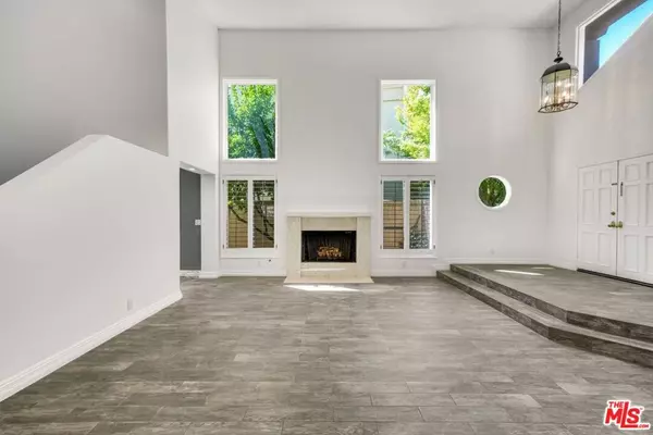 Calabasas, CA 91302,4342 Park Verdi