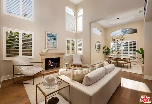 Camarillo, CA 93010,2767 Avenida De Autlan