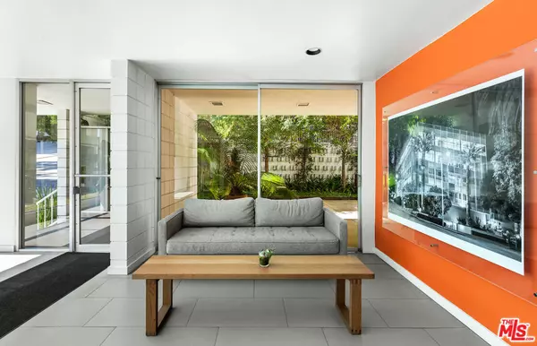 West Hollywood, CA 90069,1400 N Sweetzer AVE #106