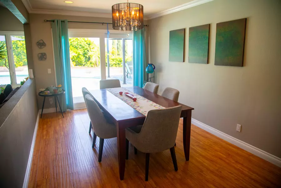 12818 Neon WAY, Granada Hills, CA 91344