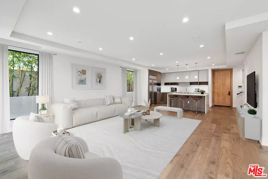 725 N Croft AVE #404, Los Angeles, CA 90069